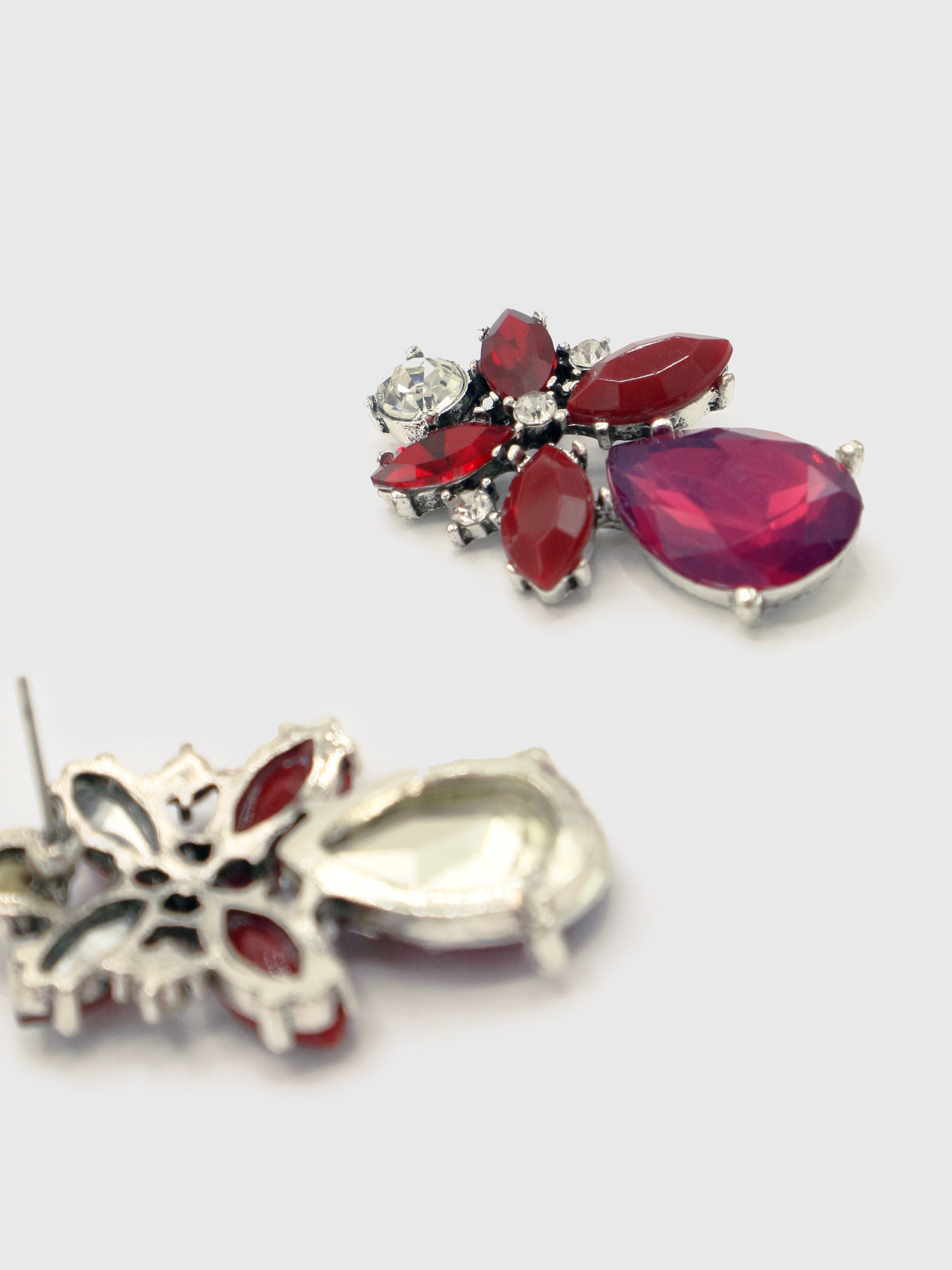 BRINCOS PEDRAS BORDEAUX E ROSA
