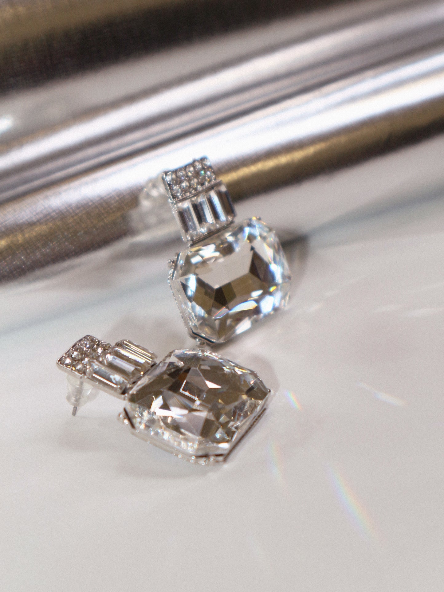 BRINCOS DIAMANTE QUADRADO