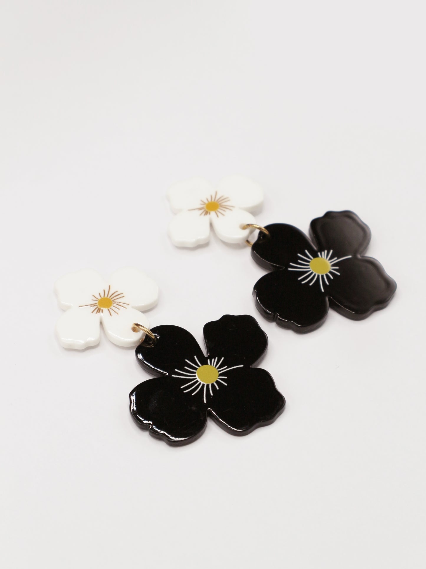 BRINCOS DUAS FLORES