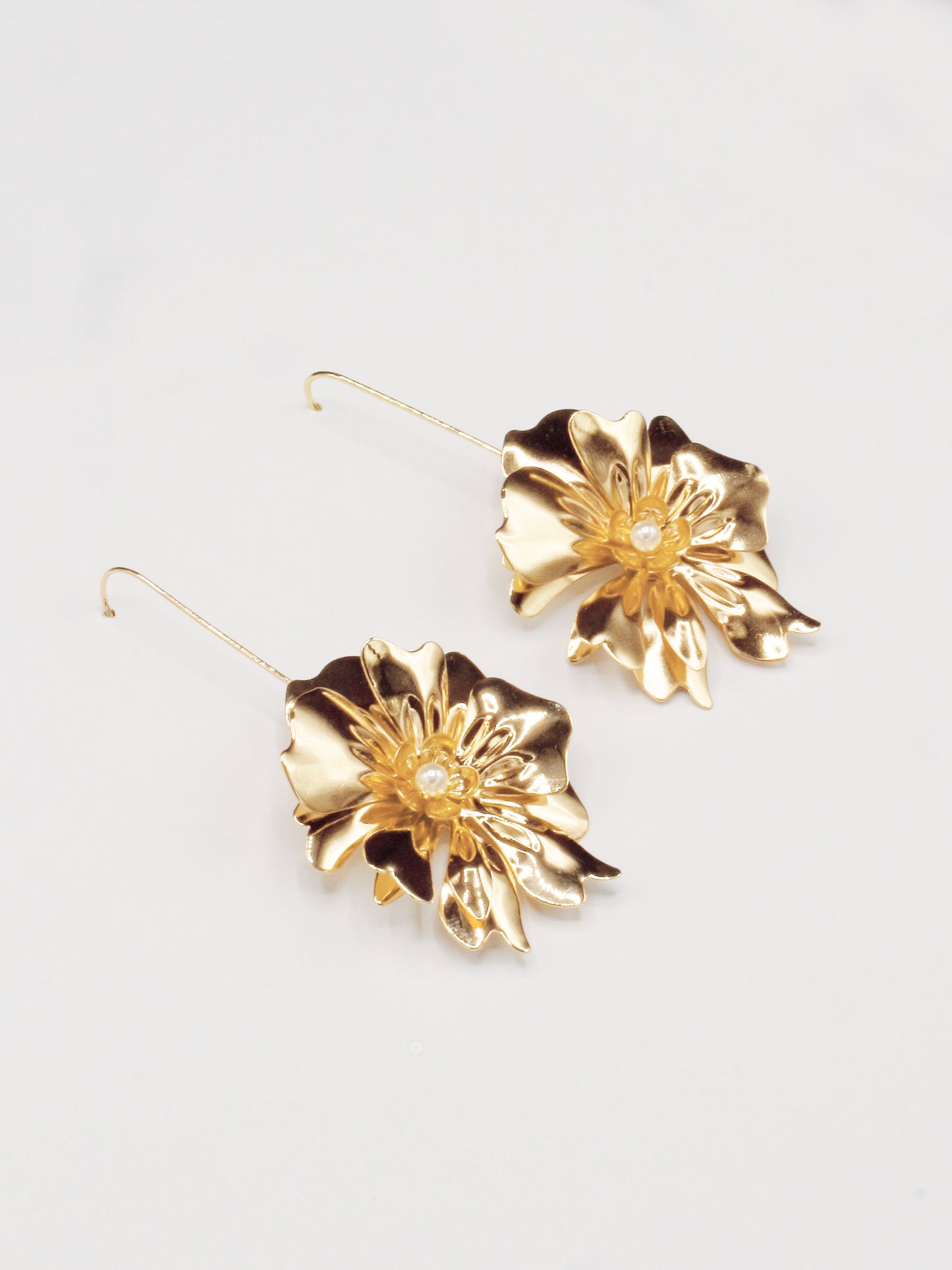 BRINCOS PENDENTES FLOR