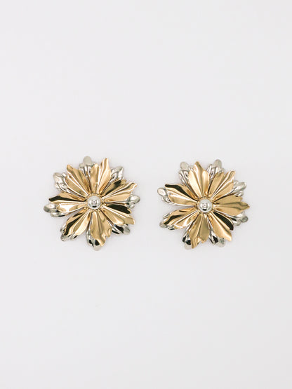 BRINCOS FLOR MAXI DOURADOS E PRATEADOS